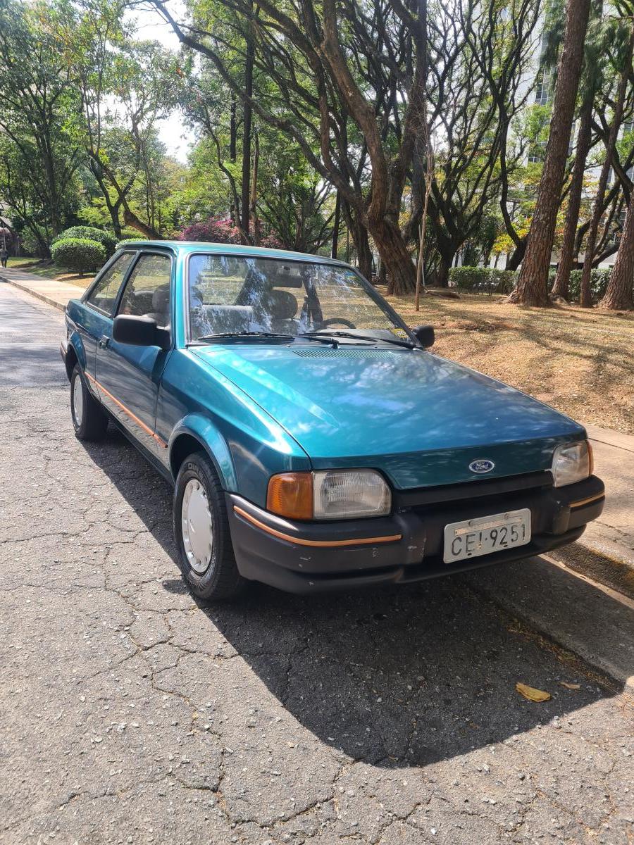 Escort - Foto #20 do anúncio à venda de Carro clássico