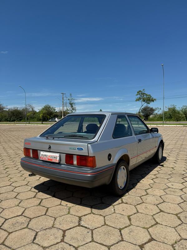 Escort - Foto #7 do anúncio à venda de Carro clássico