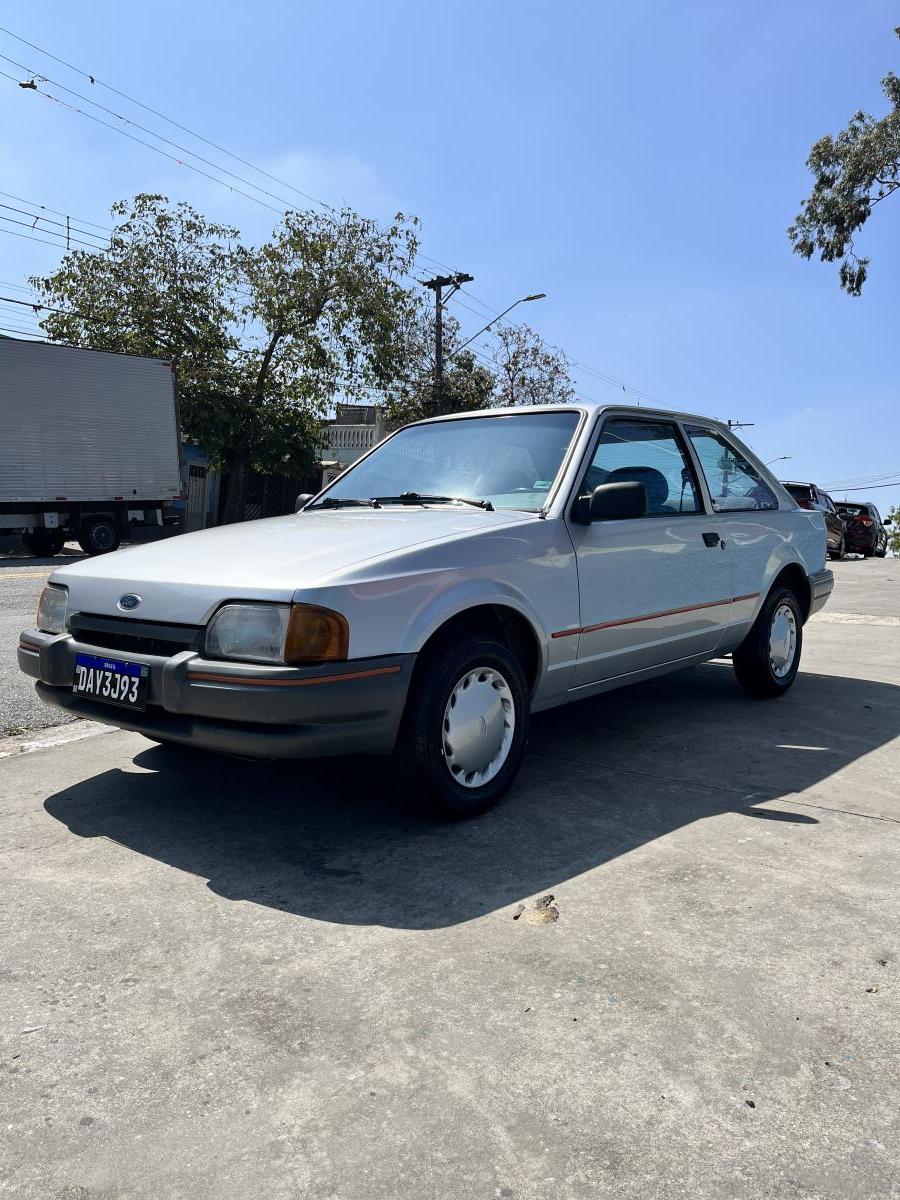 Escort - Foto #5 do anúncio à venda de Carro clássico