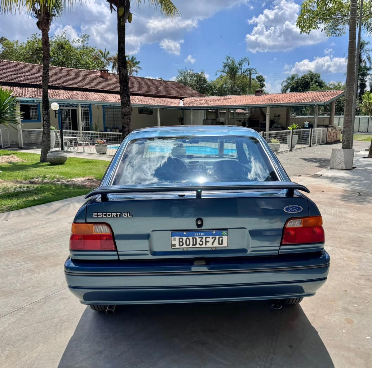 Escort - Foto #16 do anúncio à venda de Carro clássico