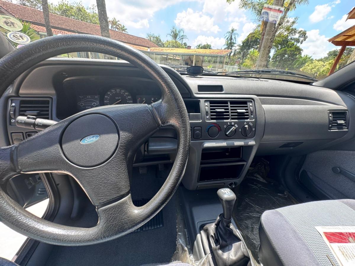 Escort - Foto #17 do anúncio à venda de Carro clássico