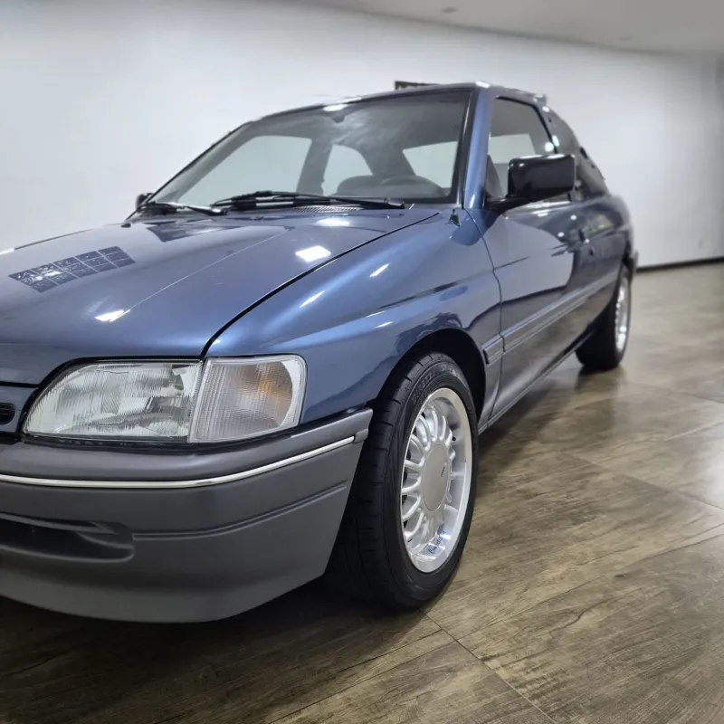 Escort - Foto #4 do anúncio à venda de Carro clássico