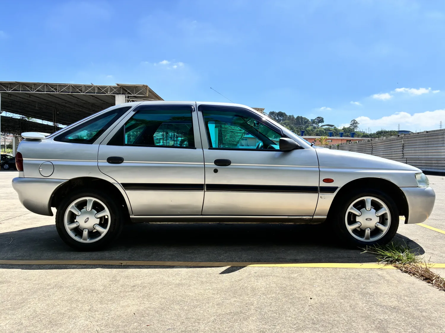 Escort - Foto #7 do anúncio à venda de Carro clássico