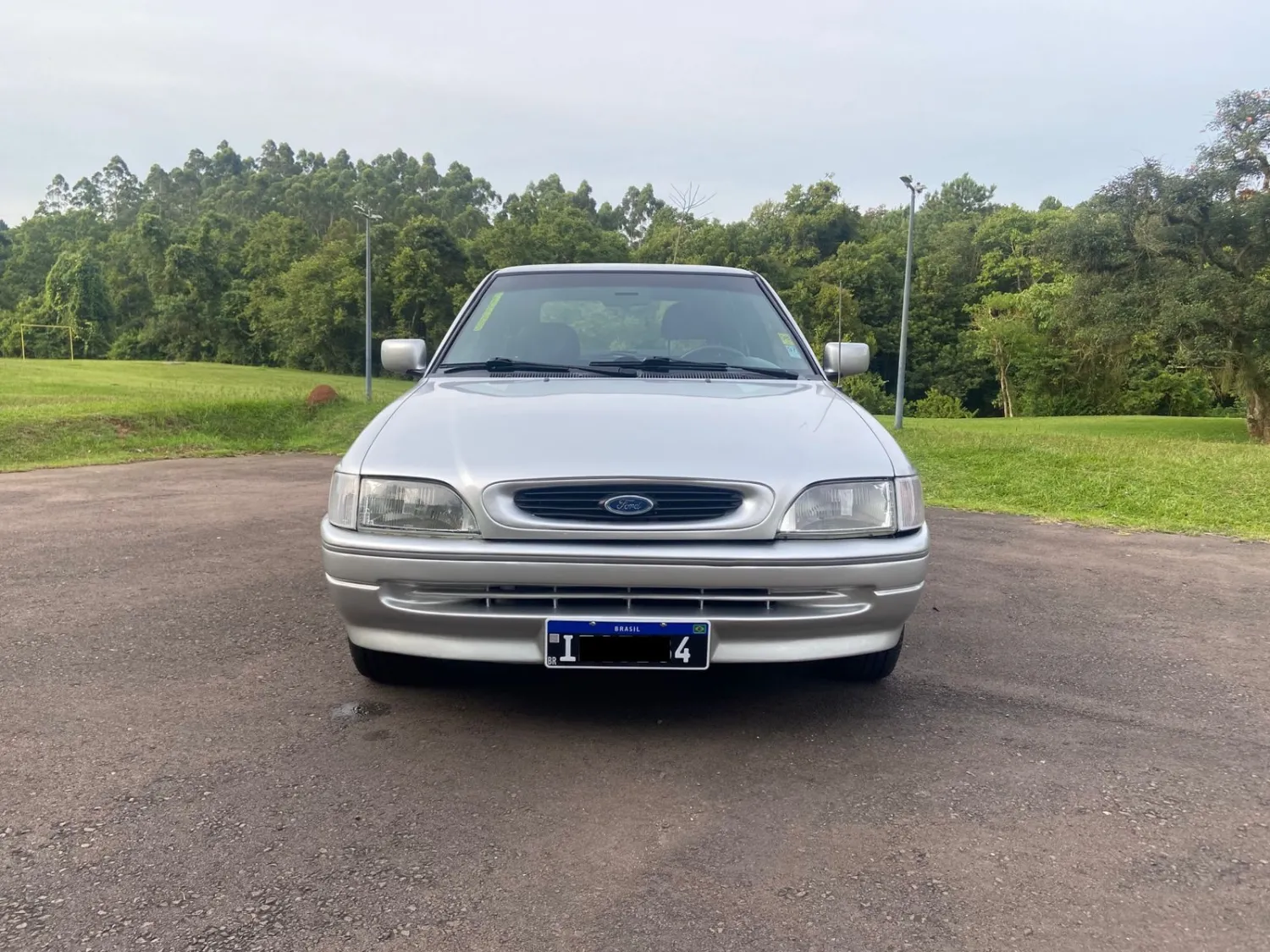 Escort - Foto #4 do anúncio à venda de Carro clássico