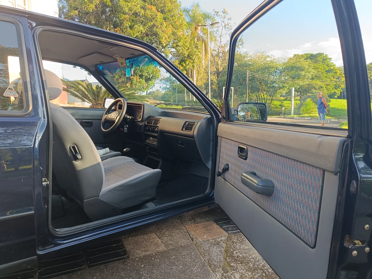 Escort - Foto #3 do anúncio à venda de Carro clássico