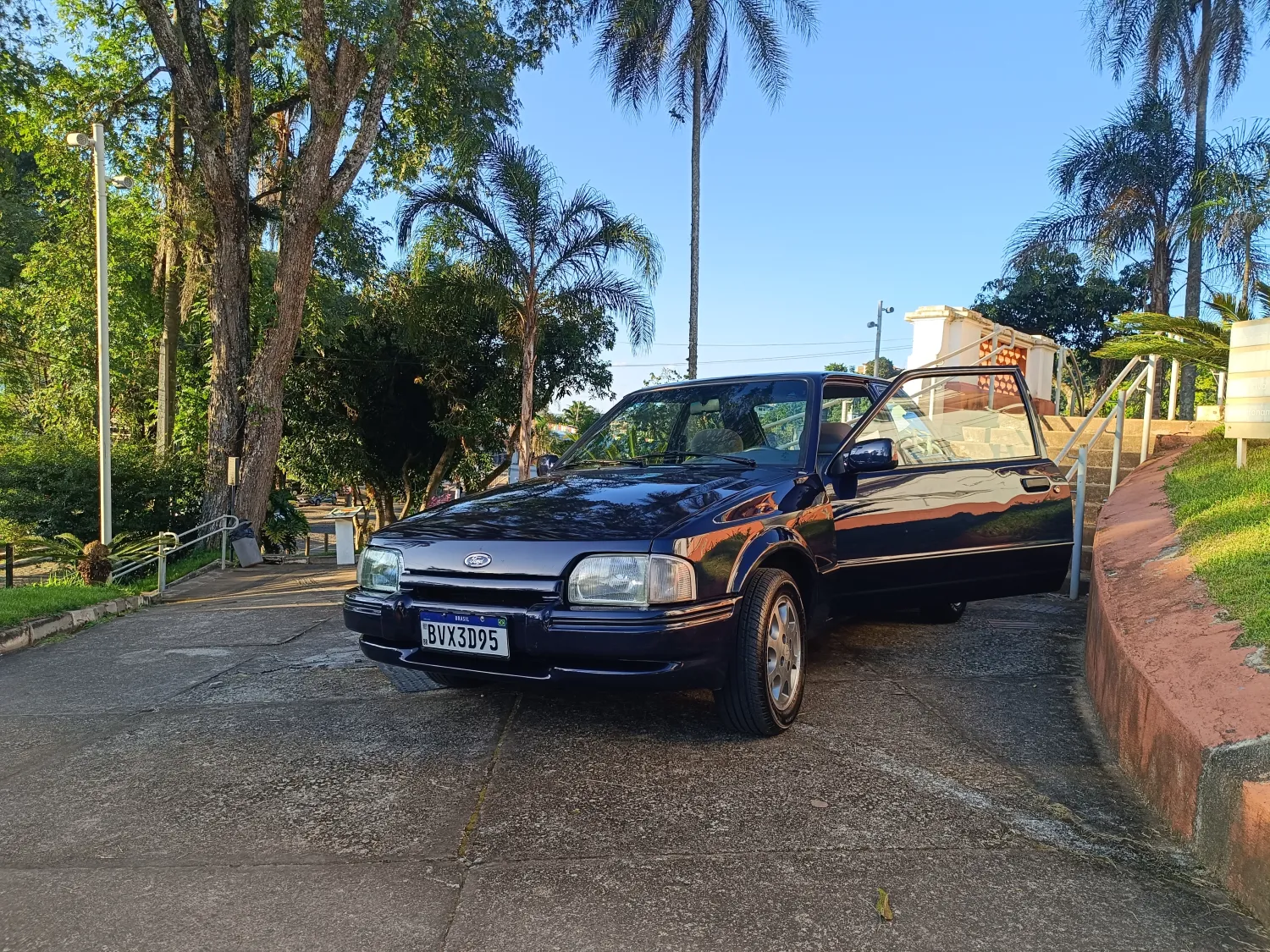Escort - Foto #15 do anúncio à venda de Carro clássico
