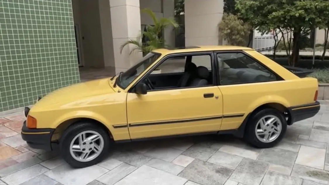 Escort - Foto #10 do anúncio à venda de Carro clássico