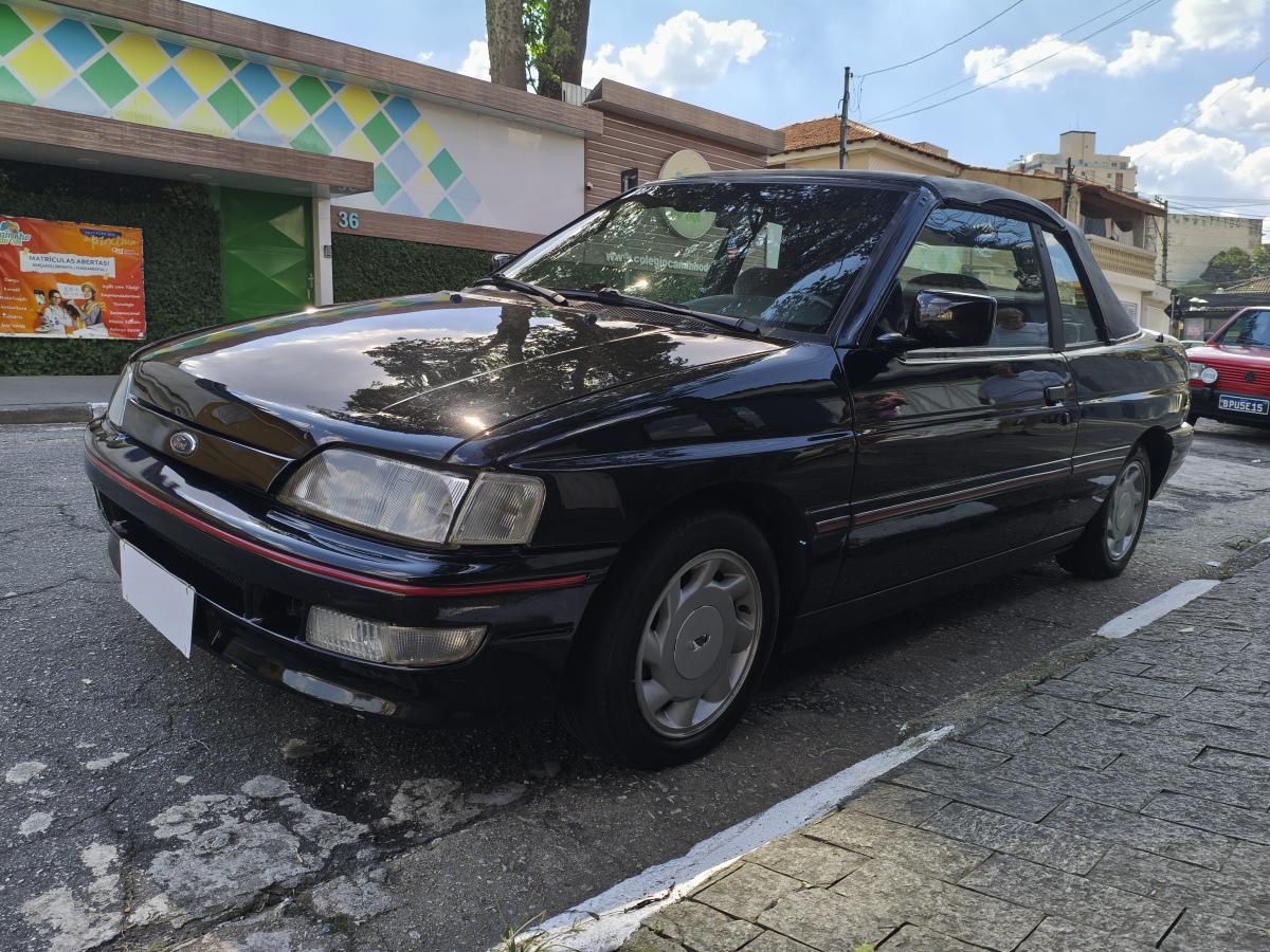 Escort - Foto #2 do anúncio à venda de Carro clássico