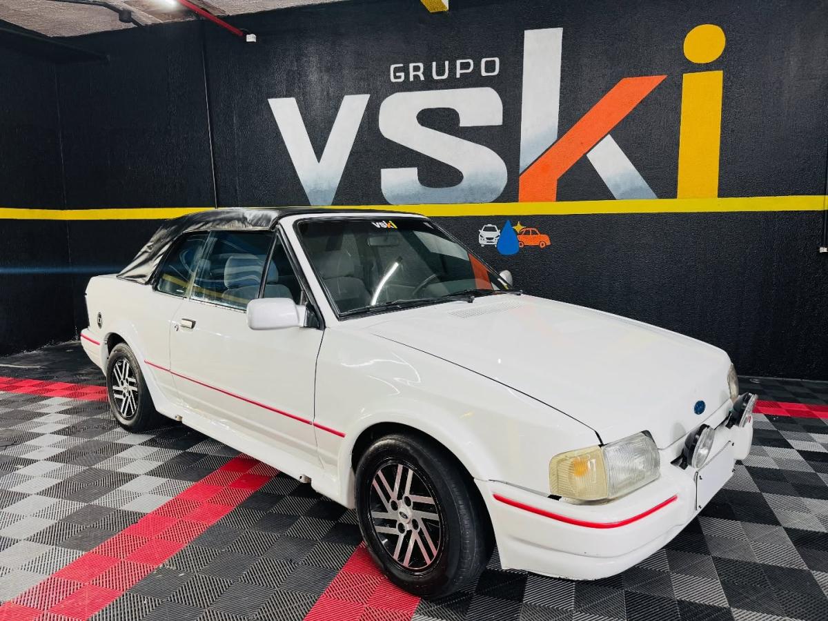 Escort - Foto #4 do anúncio à venda de Carro clássico