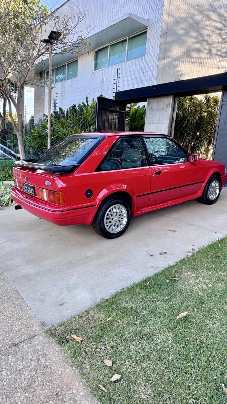 Escort - Foto #17 do anúncio à venda de Carro clássico