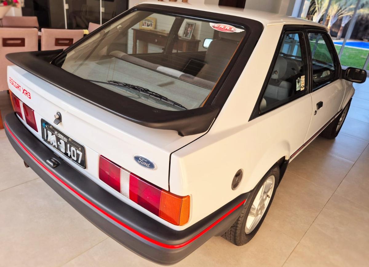 Escort - Foto #7 do anúncio à venda de Carro clássico