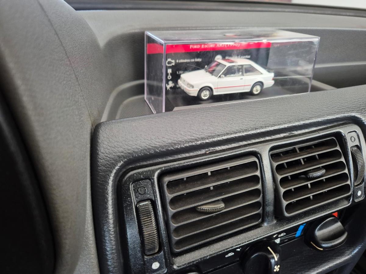 Escort - Foto #8 do anúncio à venda de Carro clássico
