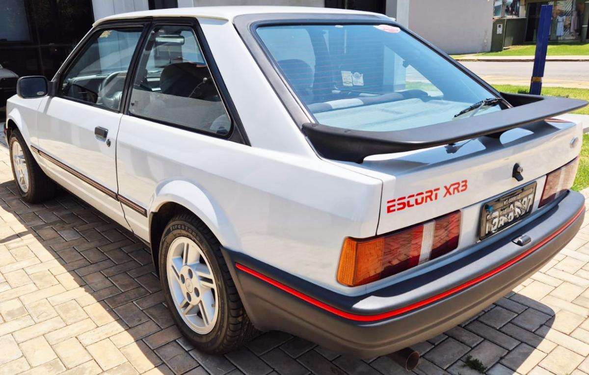 Escort - Foto #12 do anúncio à venda de Carro clássico
