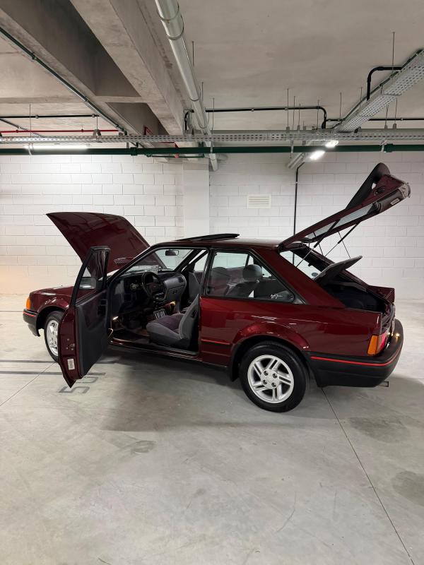 Escort - Foto #25 do anúncio à venda de Carro clássico