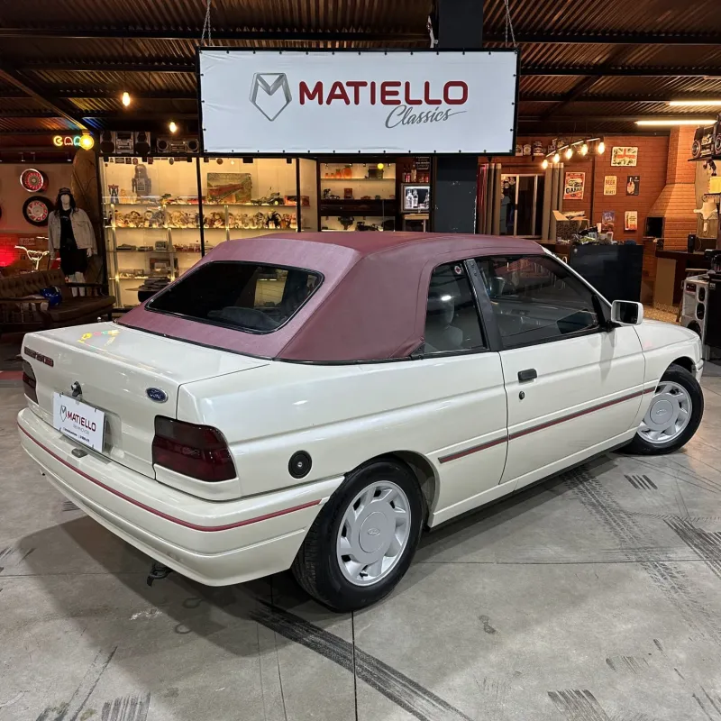 Escort - Foto #8 do anúncio à venda de Carro clássico