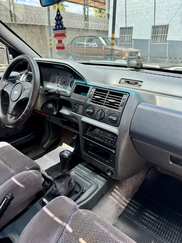 Escort - Foto #5 do anúncio à venda de Carro clássico