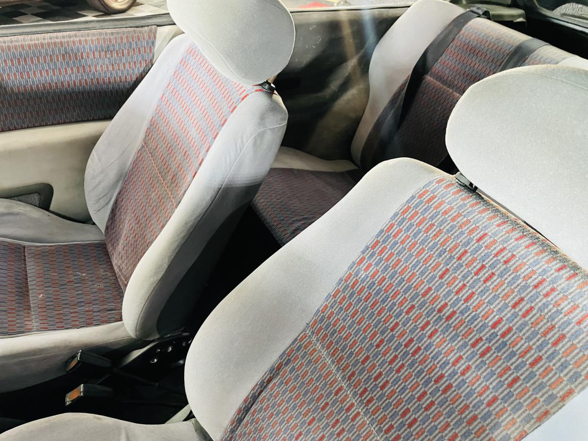 Escort - Foto #4 do anúncio à venda de Carro clássico