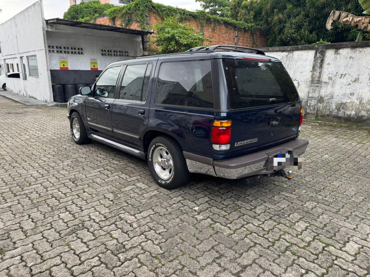 Explorer - Foto #22 do anúncio à venda de Carro clássico