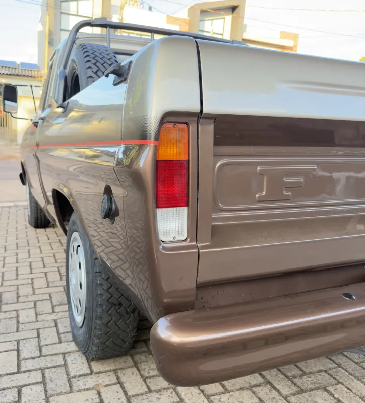 F1000 - Foto #11 do anúncio à venda de Carro clássico