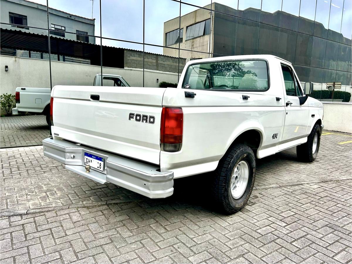 F1000 - Foto #5 do anúncio à venda de Carro clássico