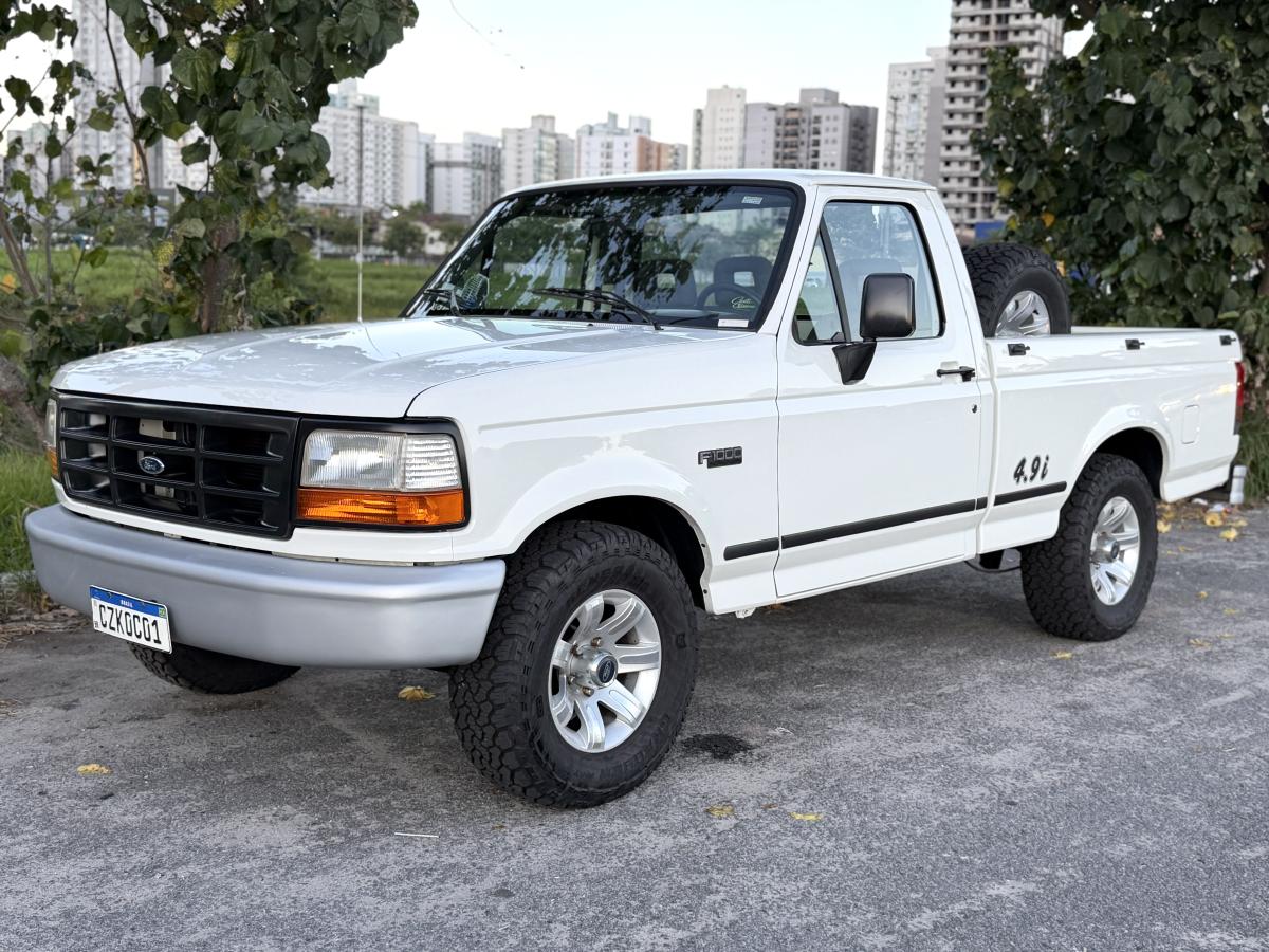 F1000 - Foto #2 do anúncio à venda de Carro clássico