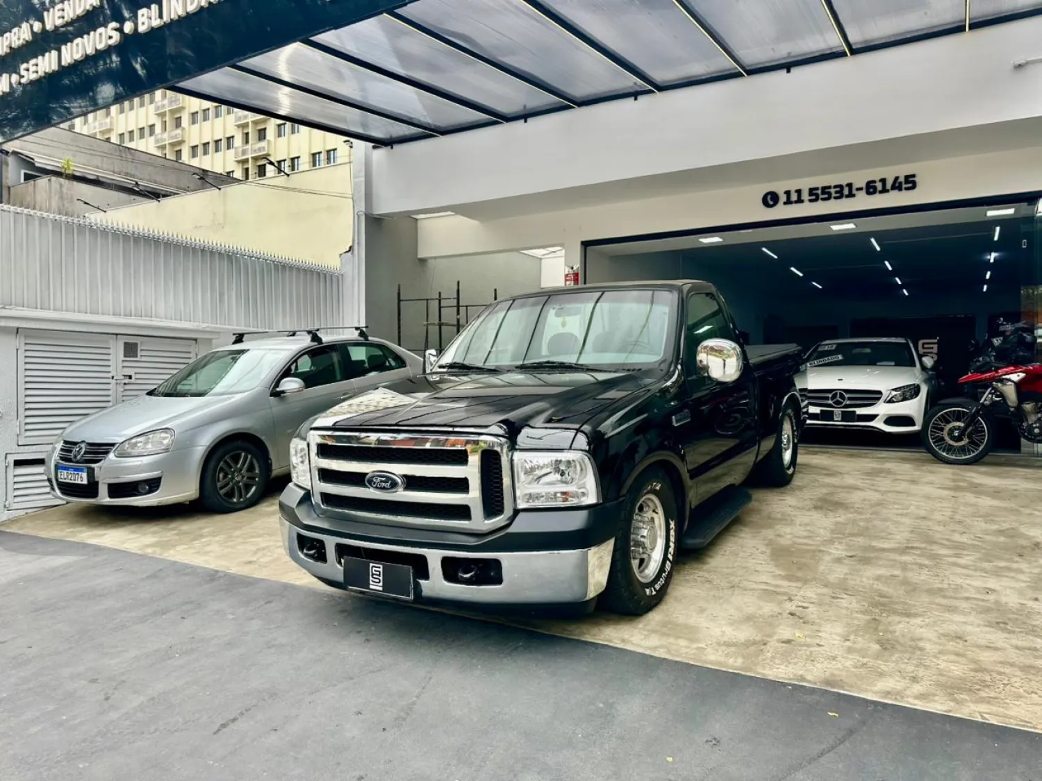 F250 - Foto #4 do anúncio à venda de Carro clássico