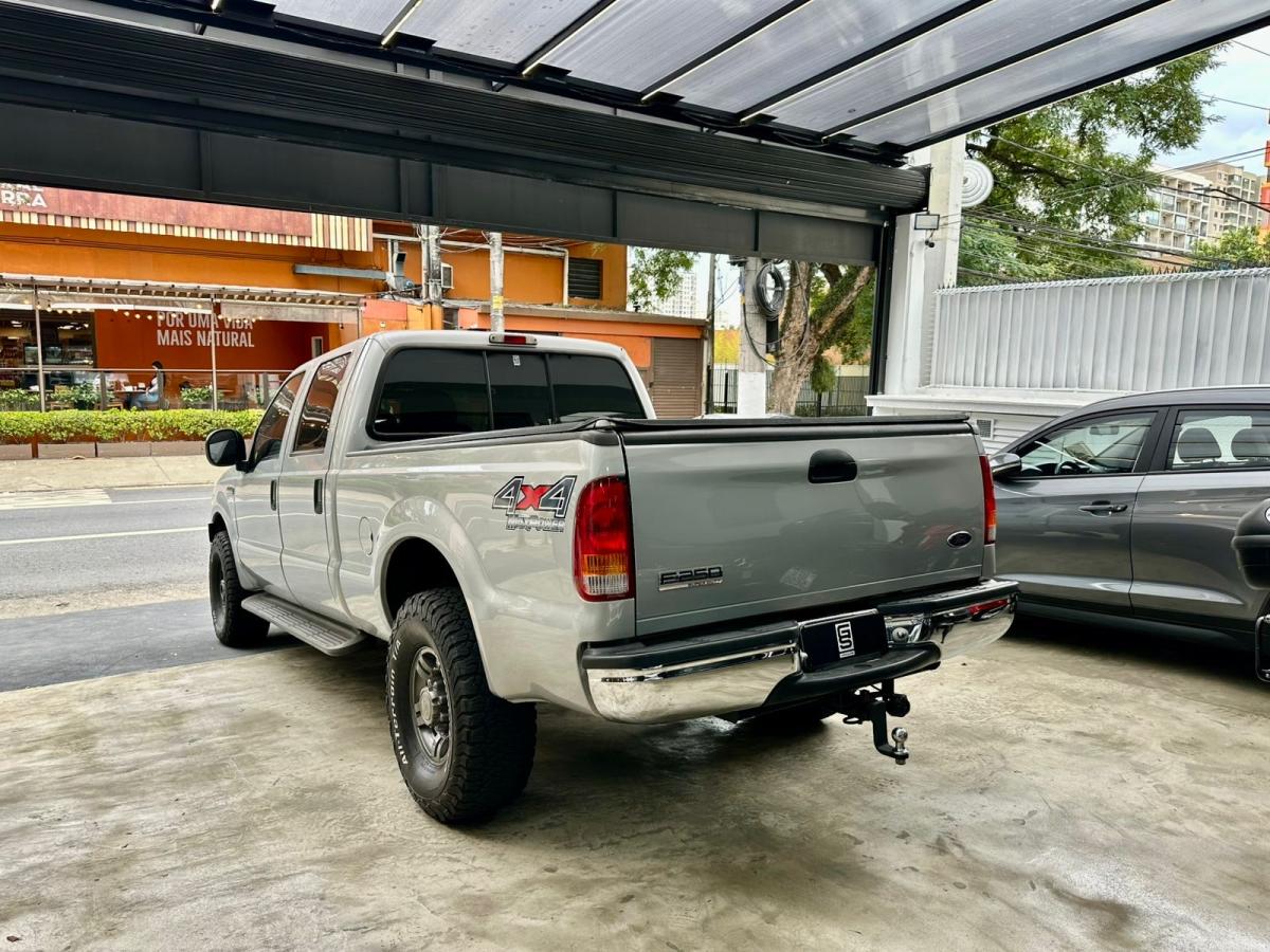 F250 - Foto #7 do anúncio à venda de Carro clássico