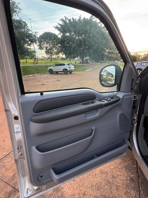 F250 - Foto #18 do anúncio à venda de Carro clássico