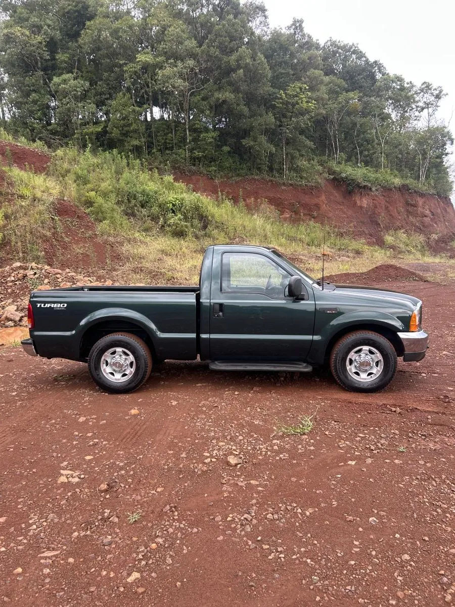 F250 - Foto #2 do anúncio à venda de Carro clássico