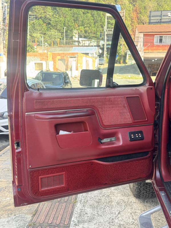 F250 - Foto #6 do anúncio à venda de Carro clássico