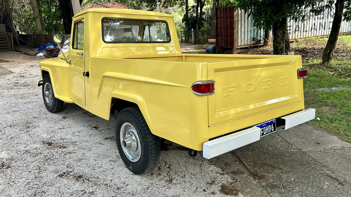 F75 - Foto #7 do anúncio à venda de Carro clássico