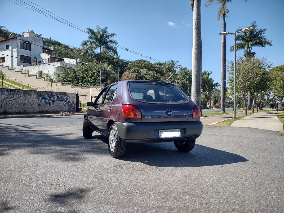 Fiesta - Foto #17 do anúncio à venda de Carro clássico