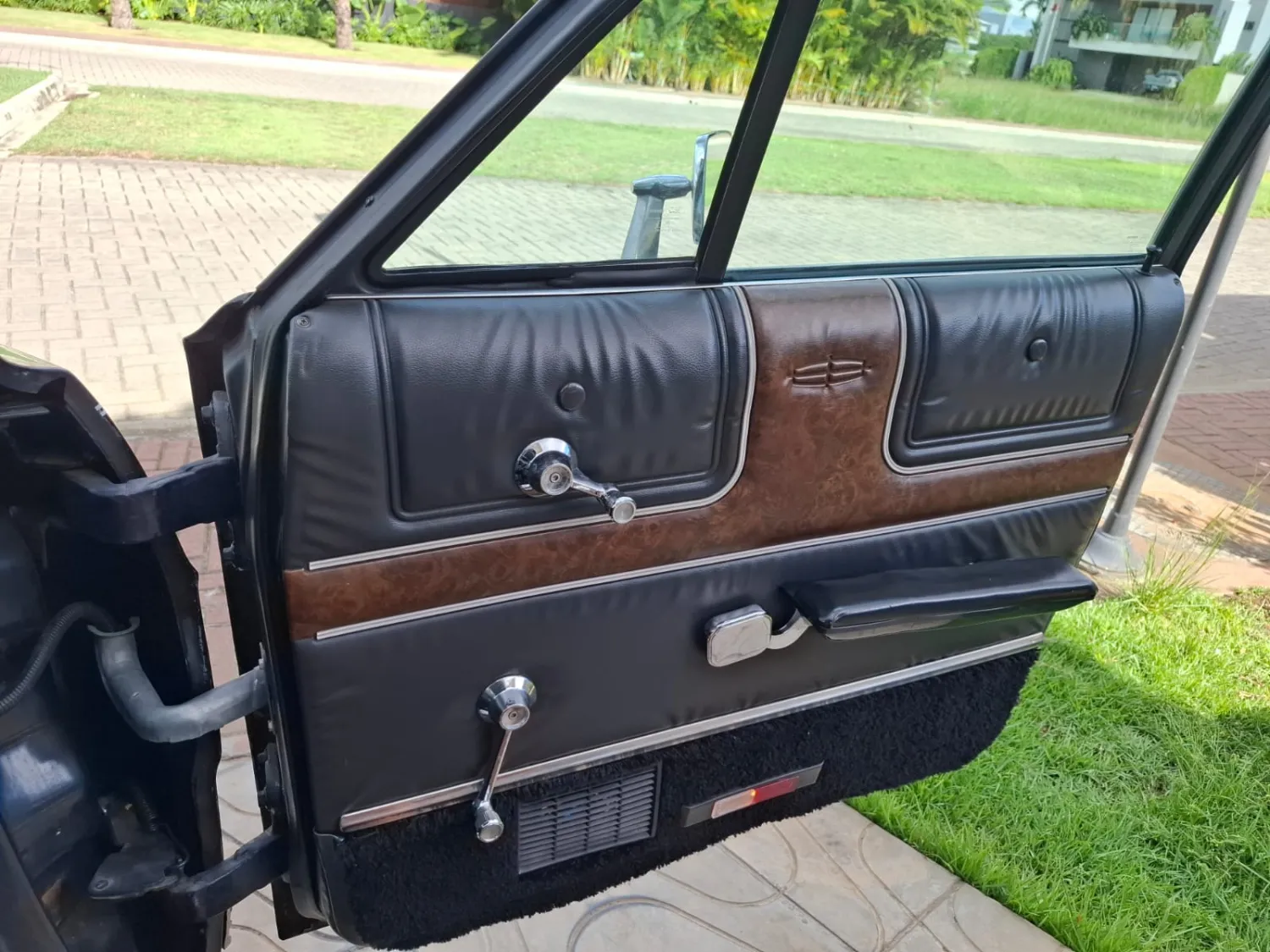 Landau - Foto #18 do anúncio à venda de Carro clássico