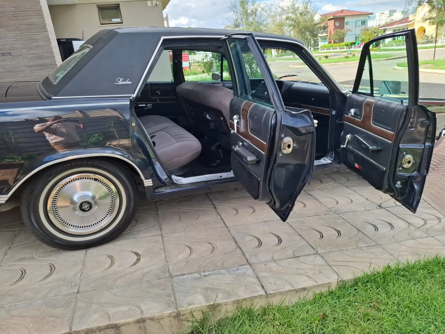 Landau - Foto #31 do anúncio à venda de Carro clássico