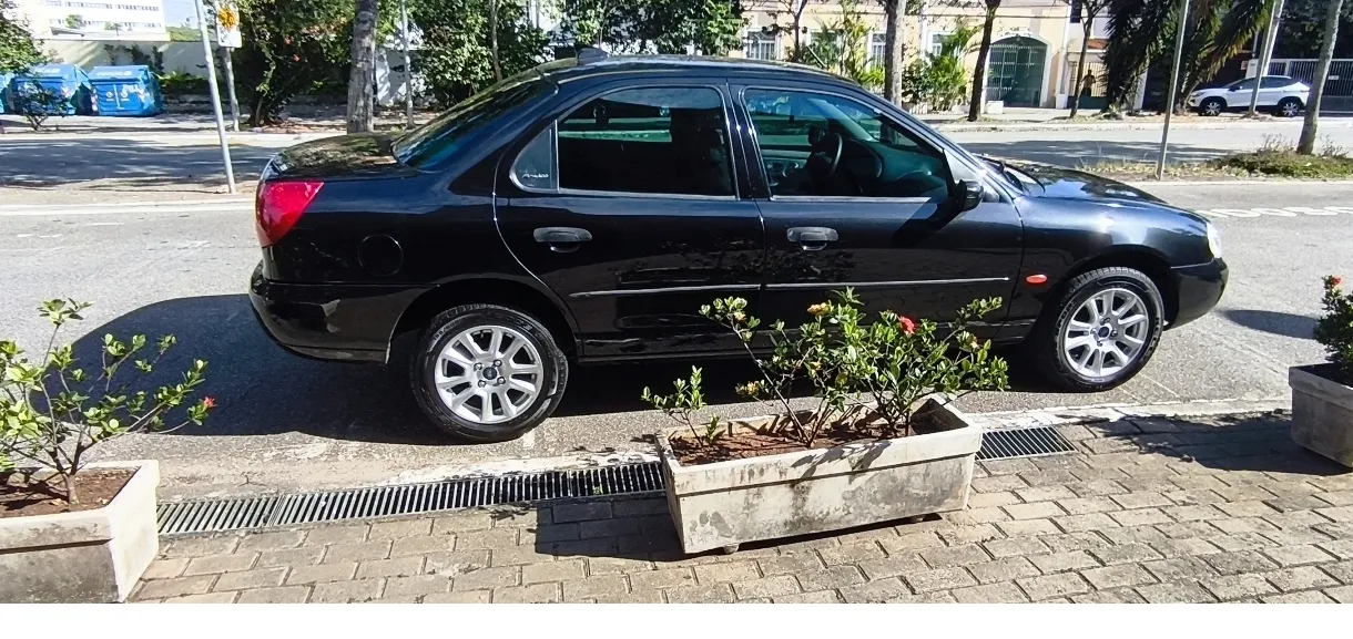 Mondeo - Foto #9 do anúncio à venda de Carro clássico