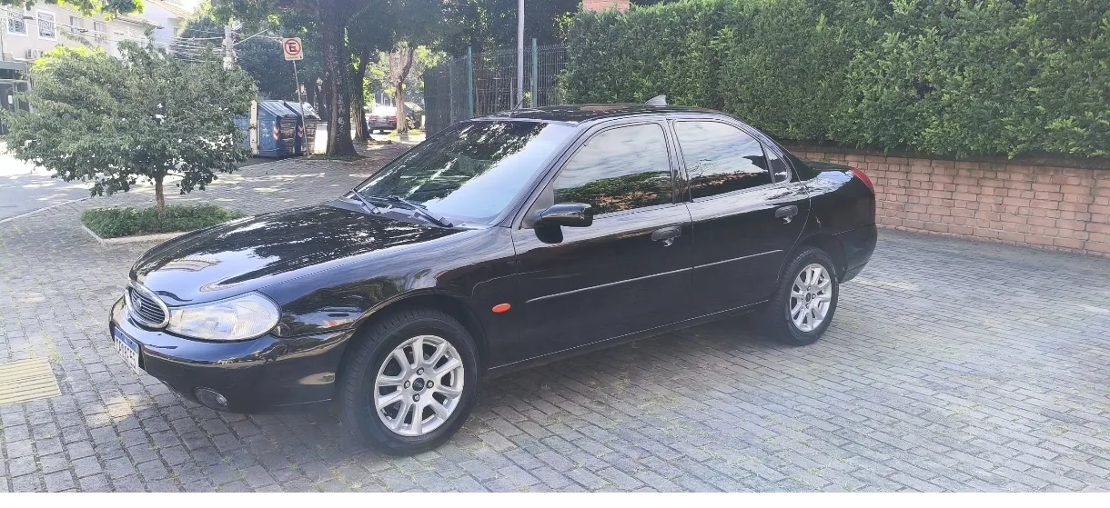 Mondeo - Foto #14 do anúncio à venda de Carro clássico