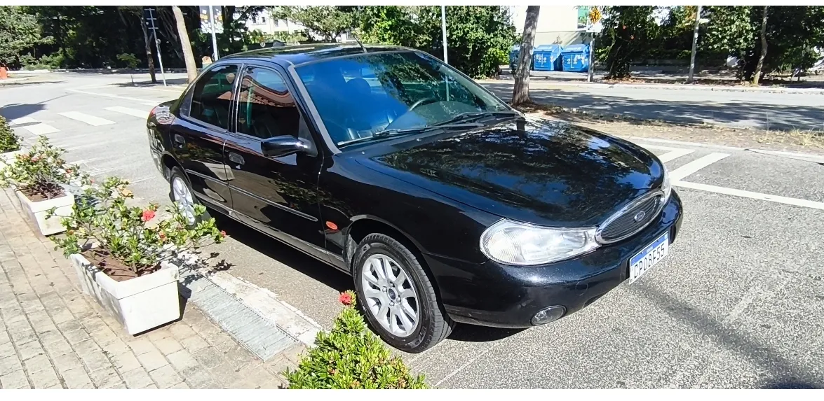 Mondeo - Foto #15 do anúncio à venda de Carro clássico