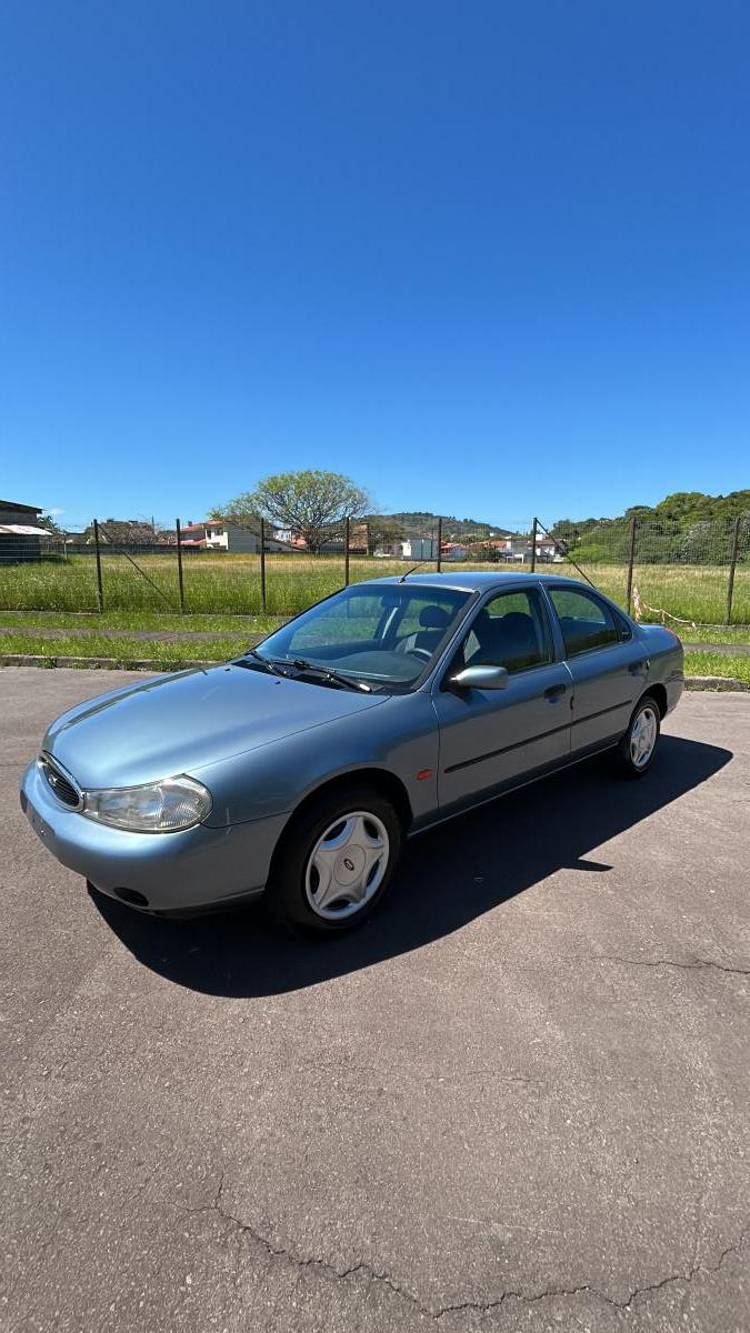 Mondeo - Foto #5 do anúncio à venda de Carro clássico