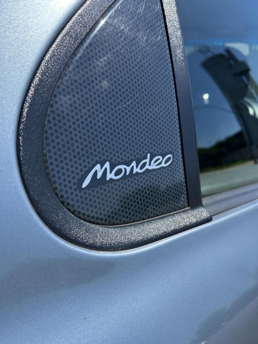 Mondeo - Foto #20 do anúncio à venda de Carro clássico