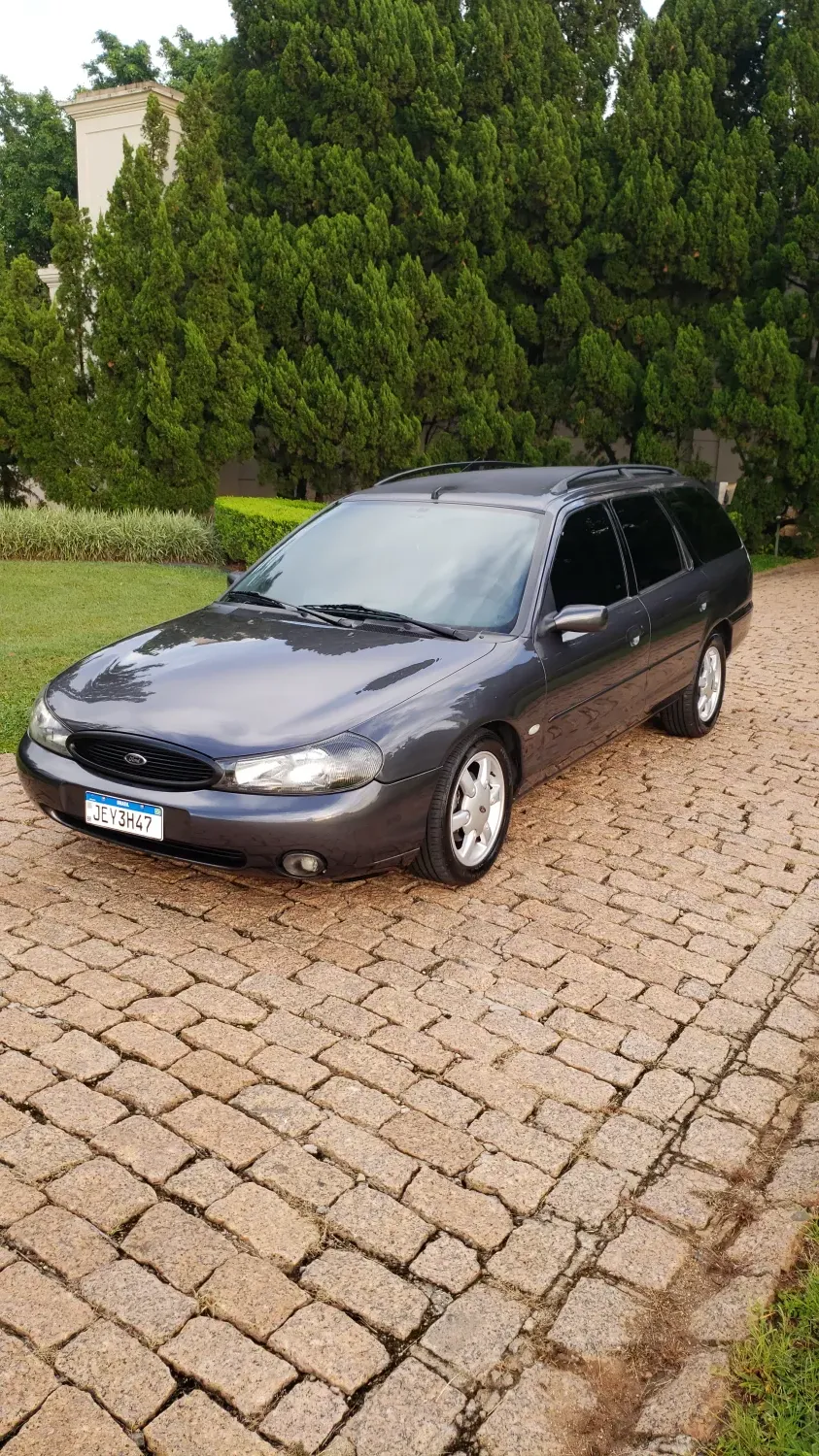 Mondeo - Foto #2 do anúncio à venda de Carro clássico