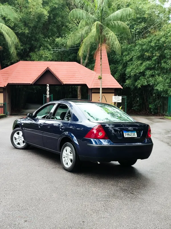Mondeo - Foto #3 do anúncio à venda de Carro clássico