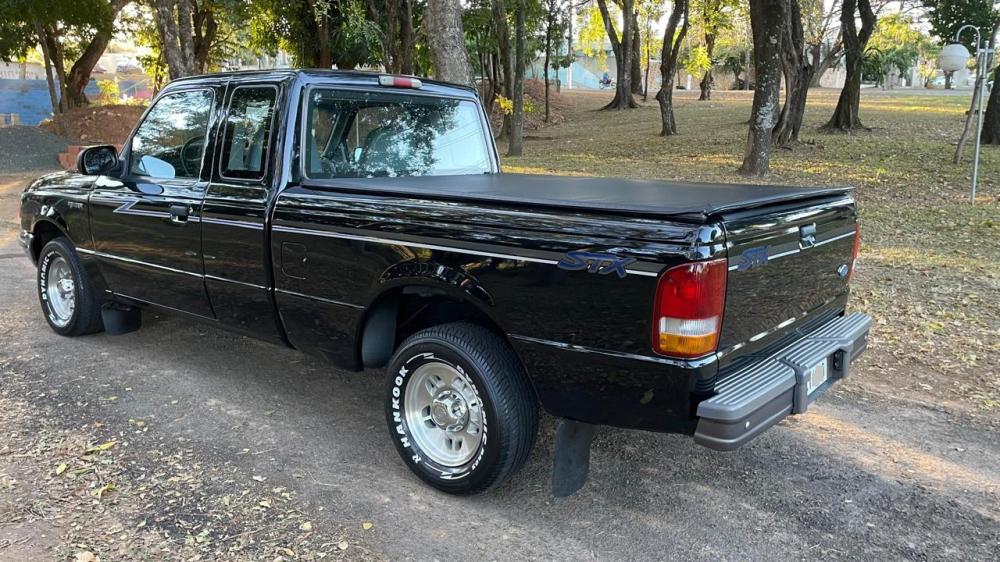 Ranger STX - Foto #6 do anúncio à venda de Carro clássico