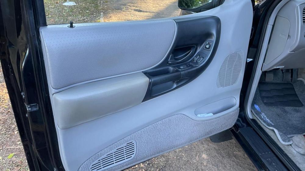 Ranger STX - Foto #8 do anúncio à venda de Carro clássico