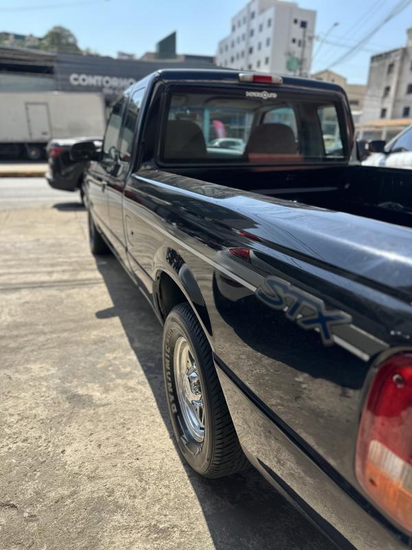 Ranger STX - Foto #11 do anúncio à venda de Carro clássico