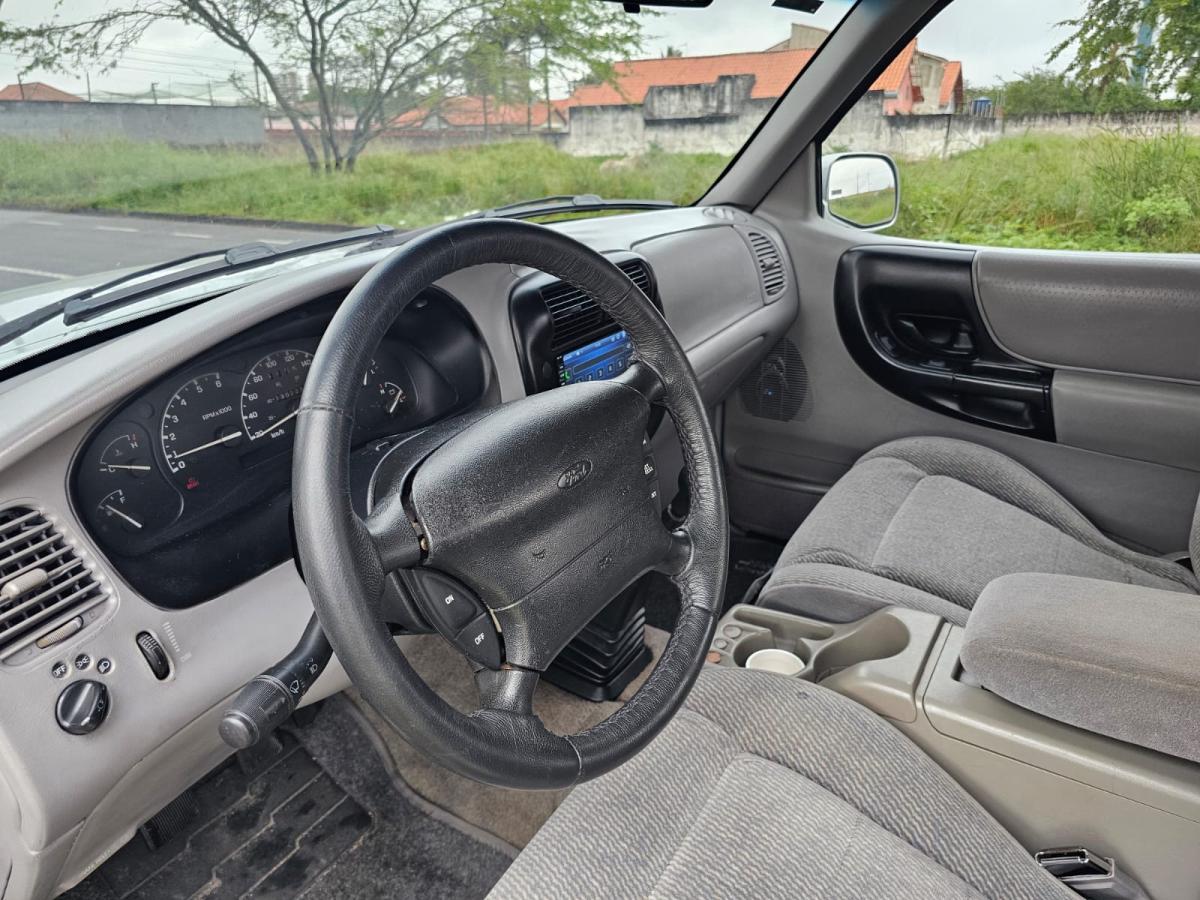 Ranger STX - Foto #6 do anúncio à venda de Carro clássico