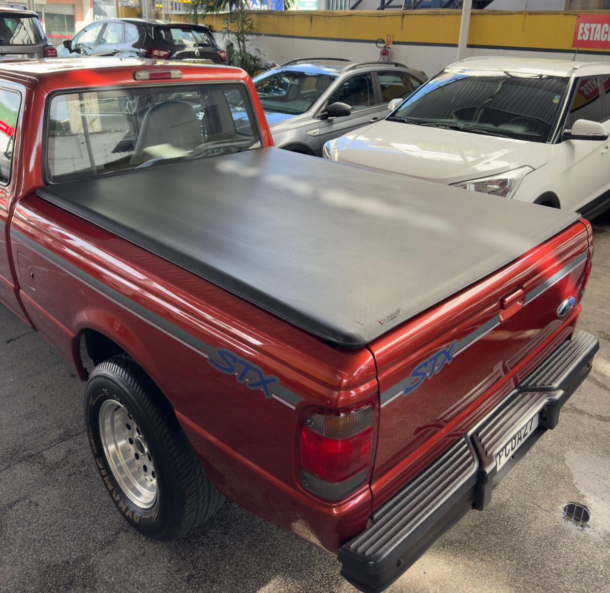 Ranger STX - Foto #3 do anúncio à venda de Carro clássico