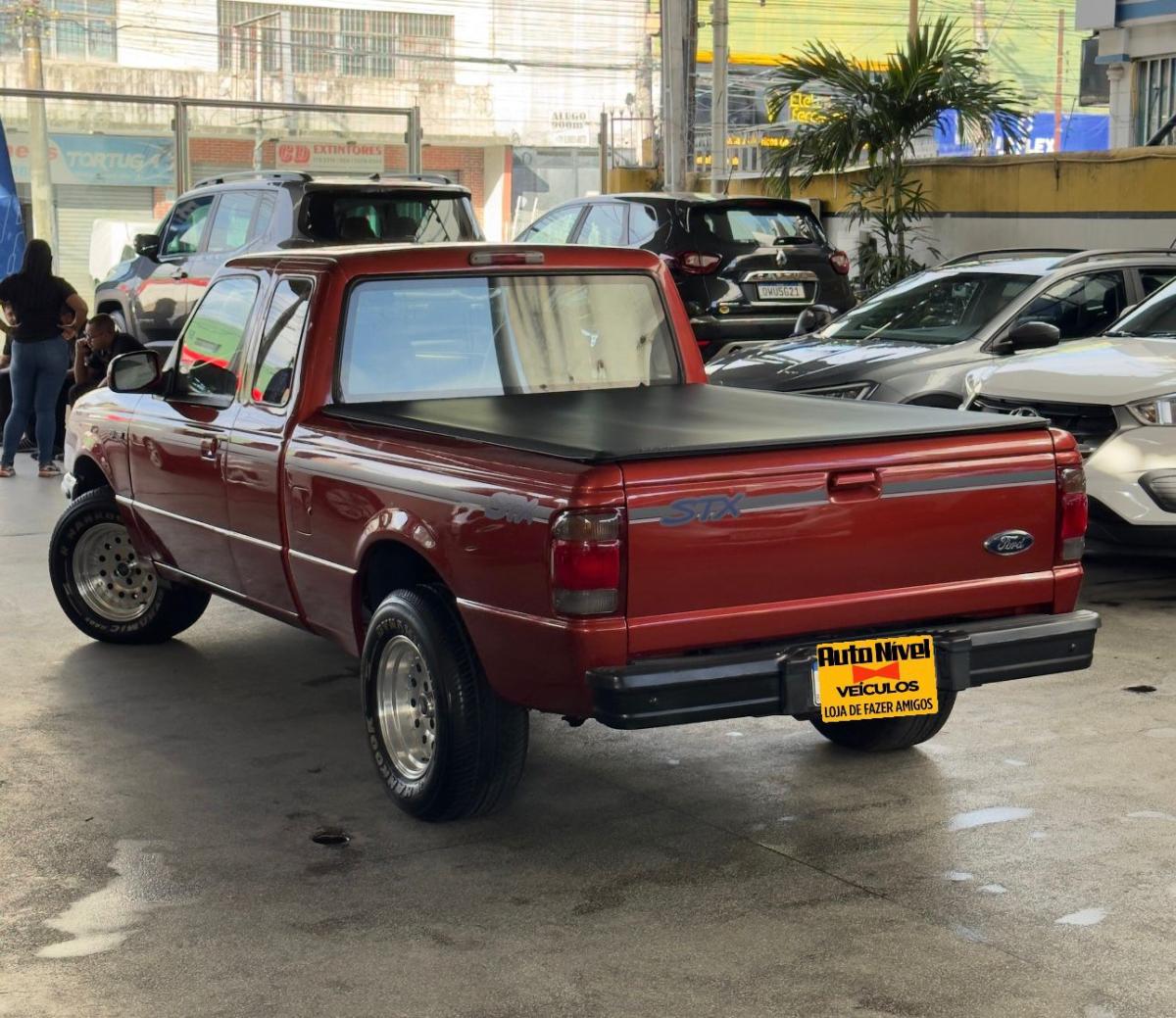 Ranger STX - Foto #6 do anúncio à venda de Carro clássico