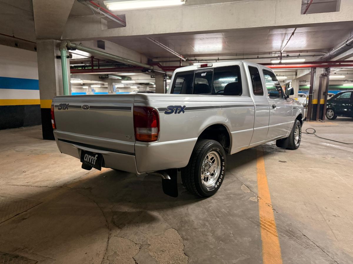 Ranger STX - Foto #6 do anúncio à venda de Carro clássico