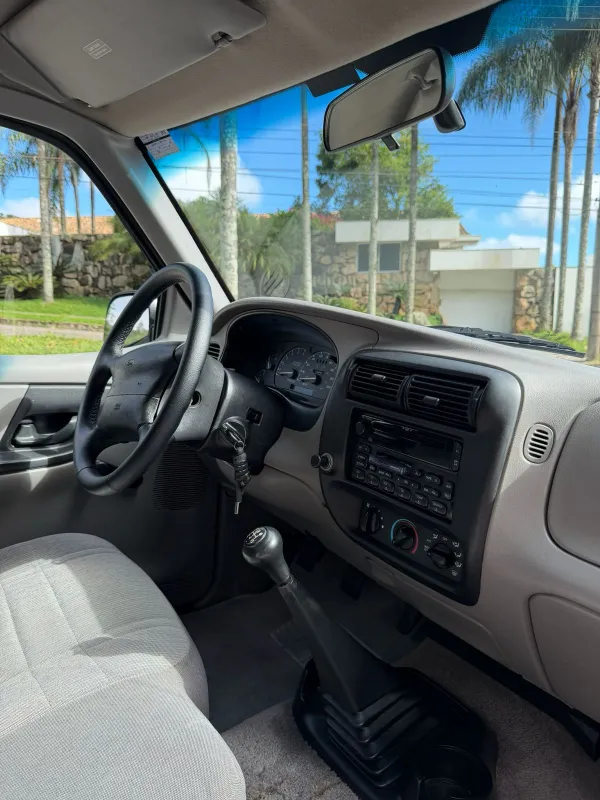 Ranger XL - Foto #8 do anúncio à venda de Carro clássico