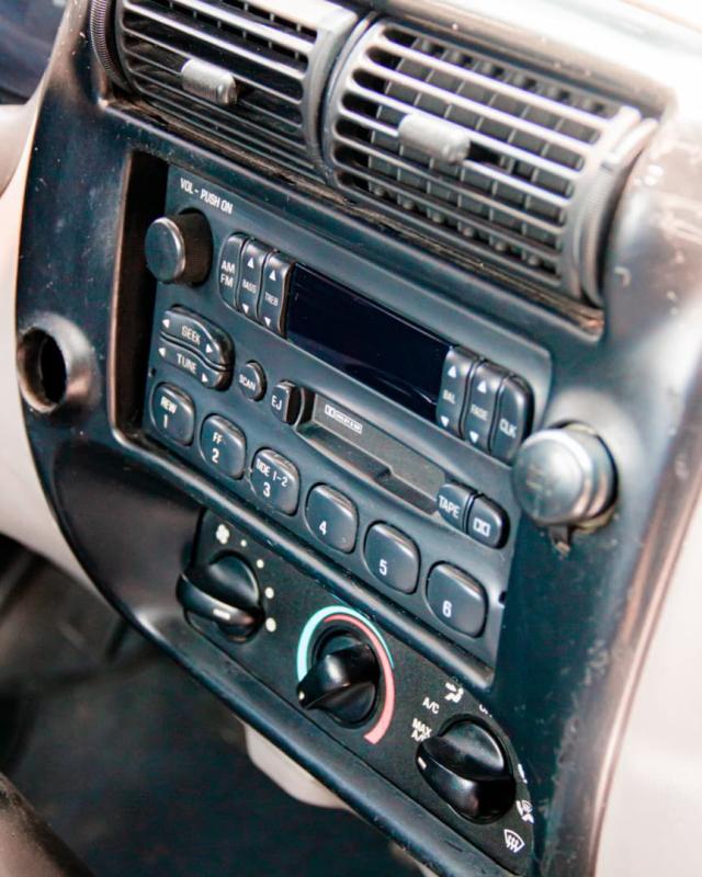 Ranger XL - Foto #14 do anúncio à venda de Carro clássico
